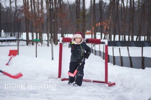 hockey in the snow